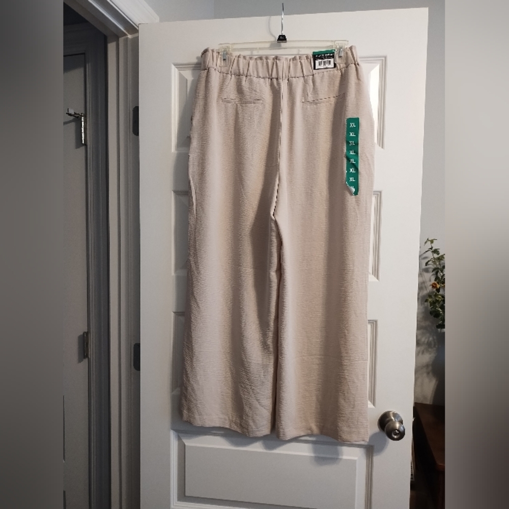 Beige Wide-Leg Pants - Picture 3 of 8